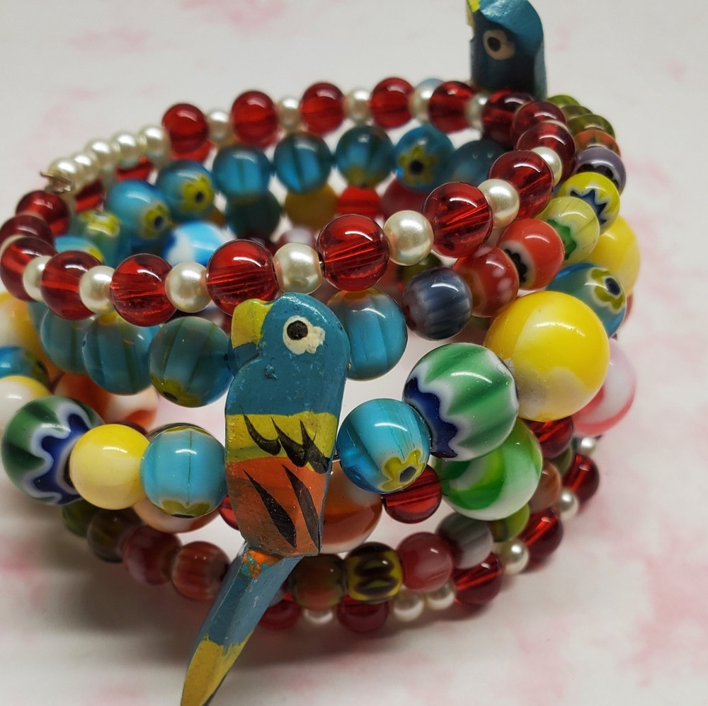 Handmade Parrot Bracelet - Memory Wire